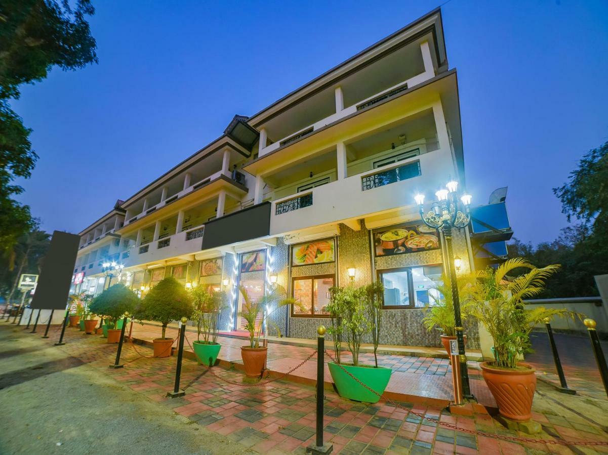 The Avenue Orlim Aparthotel Cavelossim Esterno foto